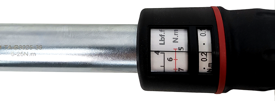 Ключ динамометрический со шкалой в окошке 10-25Nm 3/8" TA-B3025-38 AE&T