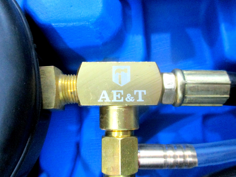 Тестер давления топлива многофункциональный 0-140PSI и 0-10атм TA-G1013 AE&T